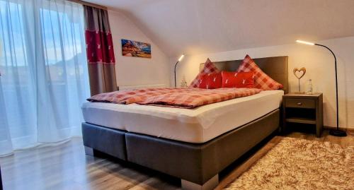 Ried Apartamento | Ferienwohnungen Wolf - Wohnung "Falkenstein" mit 3 Zimmer