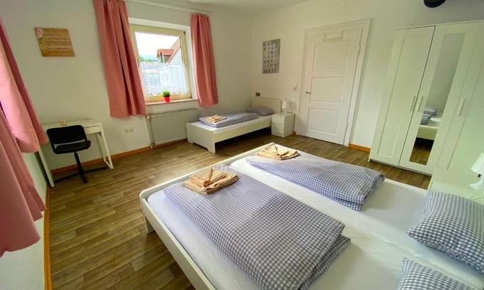 Fischach Apartamento | Ferienzimmer Fischach