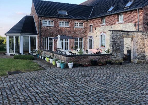 Chapelle-lez-Herlaimont Cama Y Desayuno | Ferme d'Herlaimont