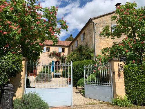 Les Eyzies Casa | Ferme de Tayac - Charme avec Pool