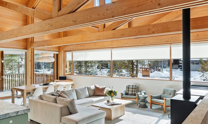 East Kootenay Cabina | Fernie Alpine Resort - Wood Fire - Sauna - Hot Tub - A/C
