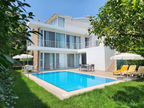 Kadriye Villa | Feronia A11