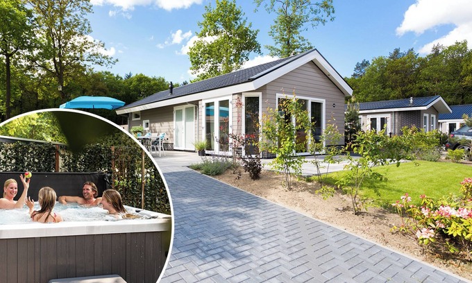 Beekbergen-Zuid Chalet De Esquí | ✓ Ferox XL at Recreatiepark Beekbergen ✓ Holiday home for 6 persons ✓ Located in Beekbergen (Gelderland) ✓ Holiday park on the Veluwe ✓ Book directly through the park