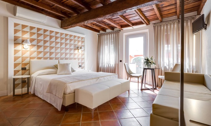 Ferrara Casa | Ferrara Rooms