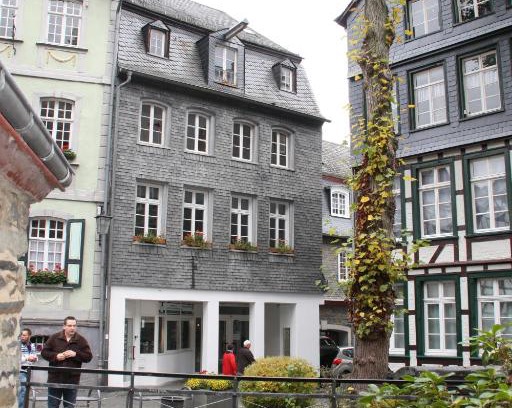 Monschau Apartamento | FeWo 1 im Geschenkehaus