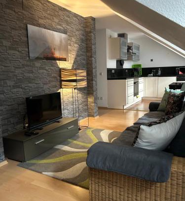 Jena Apartamento | Fewo an der Saale, 5 min bis Zentrum