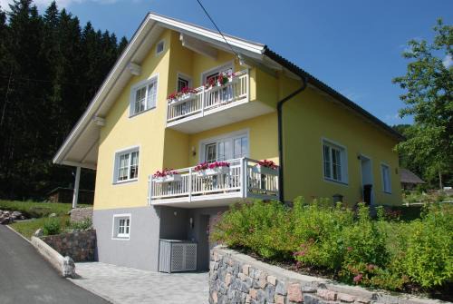 Tropolach Apartamento | FeWo Burgstaller