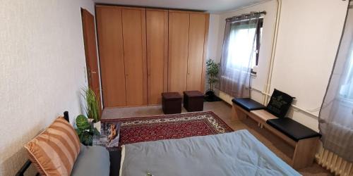 Kassel Casa | FeWo Kassel,2 Betten Apartment mit privater Küche Bad WC und Garten, Gratis Frühstück, Gratis Parkplätze