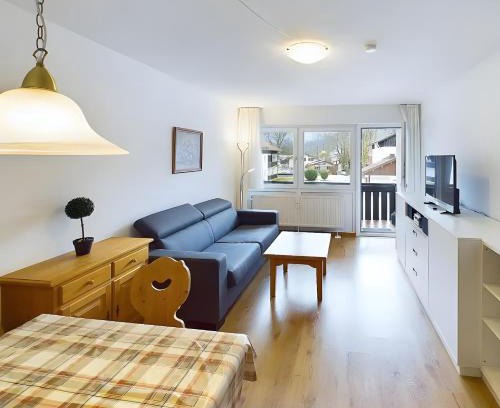 Oberaudorf Apartamento | Fewo mit Bergblick, Pool, Sauna