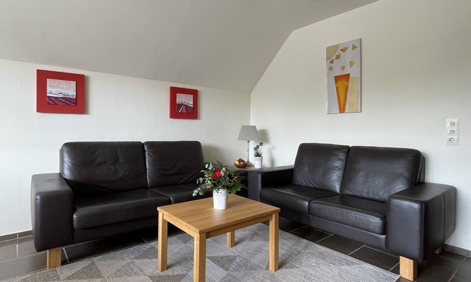 Busumer Deichhausen Apartamento | Apartamento Mejillón ... En casa de vacaciones, a solo 500 m de la playa, WiFi