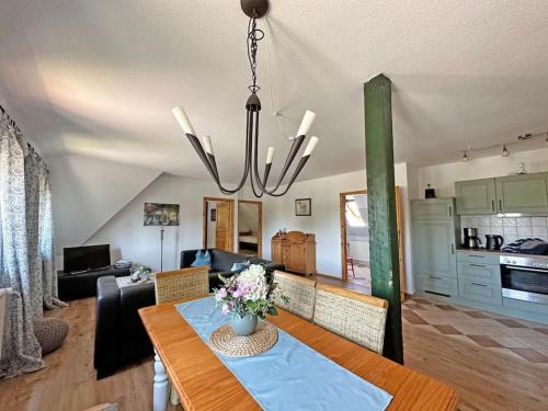 Dargun Apartamento | FeWo Rügen Mecklenburg Pool Alte Schule Barlin