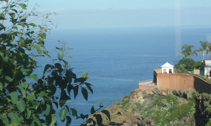 Santa Úrsula Apartamento | Fewo Rocamar, auf dem Felsen über dem Meer mit toller Sicht, 2 Terrassen, Pool, Grill und Parkplatz