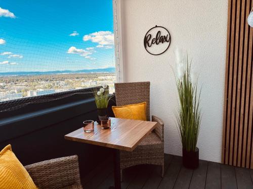 Langen Apartamento | FeWo SKY21 * Langen EXKLUSIVES APPARTMENT Vollausstattung/zentrale Lage *NEU*