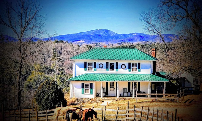 Providence Otro | Fiddlers Farmhouse