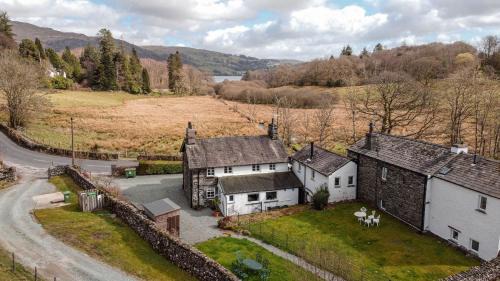 Ambleside Casa | Field Cottage