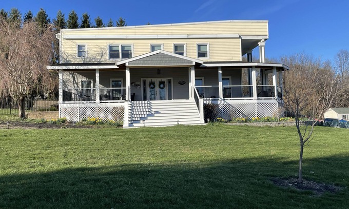 Walden Casa | Field of Boaz - A Contemporary Country Home. Perfect for the whole family!