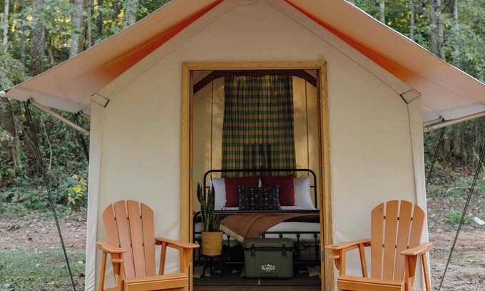 Travelers Rest Cabina | Field Trip Unit 1 Small Canvas Cabin
