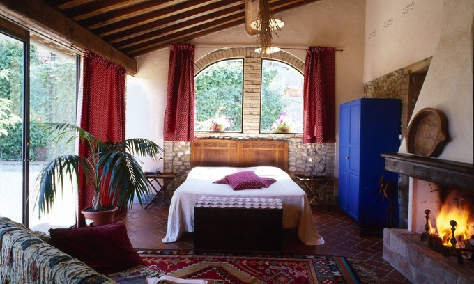 San Pietro in Bossolo Casa | Fienile (4+2) beautiful apartment with pool in Chianti between Florence and Siena