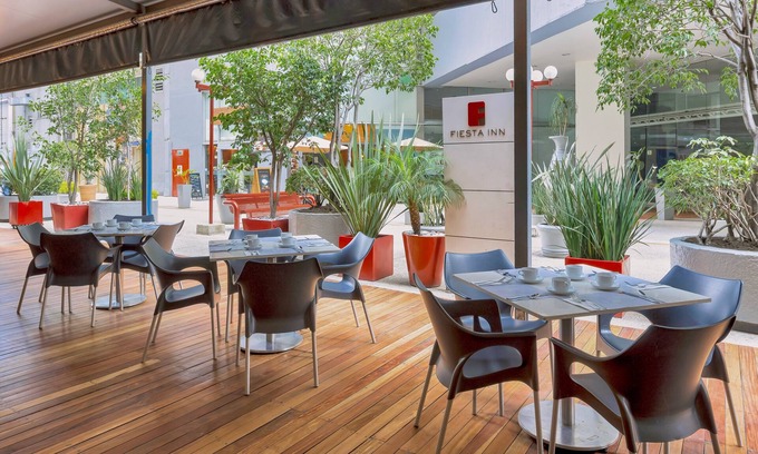 San José Insurgentes Hotel | Fiesta Inn Insurgentes Sur