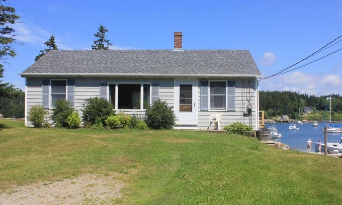 Stonington Casa | Fifield Lobster Overlook