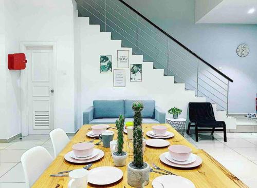 Taman Mahajaya Casa | Fifteen Famiglia Malacca - Homestay