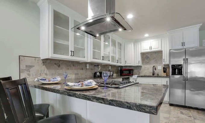 Raisin Apartamento | Fig Garden Casita B- Affordable & Convenient!