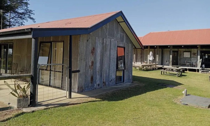 Tankerton Cabaña | Figs Cottage - French Island (Sleeps up to 6) off-grid family friendly eco-stay