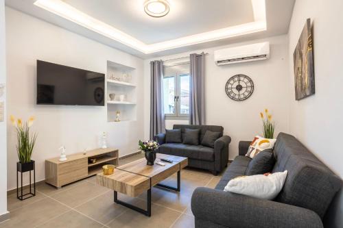 Filiatra Apartamento | Filiatra Charming Urban Escape Your Cozy Retreat