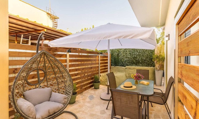 Filiatra Apartamento | Filiatra Welcoming Hideaway - A Cozy Urban Escape