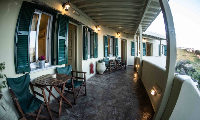 Tinos Town Casa | Filoxenia