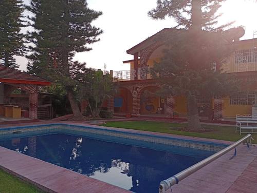 Ayala Casa | Finca girasoles