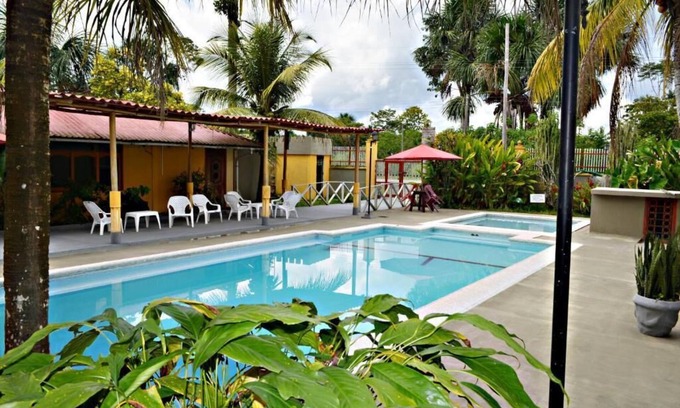 Leticia Cabina | Finca Hotel Yakuruna