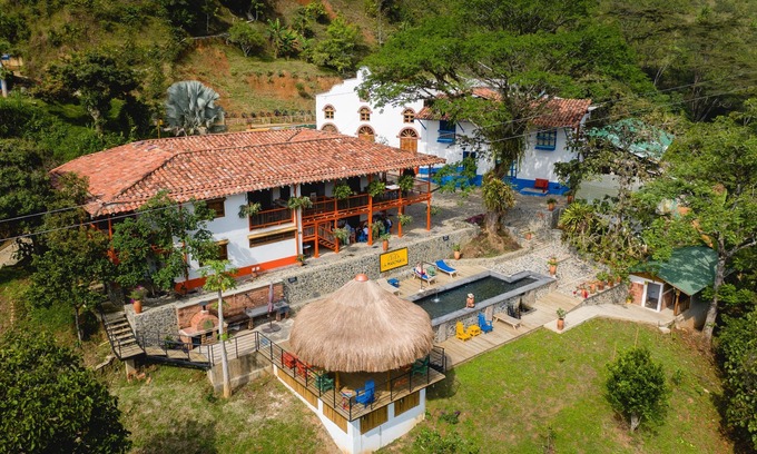 Salgar Cabina | Finca la Manchuria - Authentic and Original VIP Coffee Lodge - 2h from Medellín