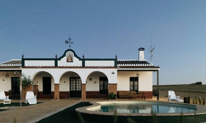 Villalba del Alcor Casa | 250 m² Casa ∙ 4 habitaciones ∙ 11 personas