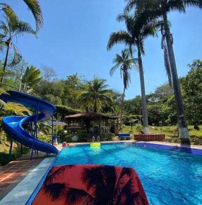 La Pintada Casa | Finca privada Monte sol para 15 personas
