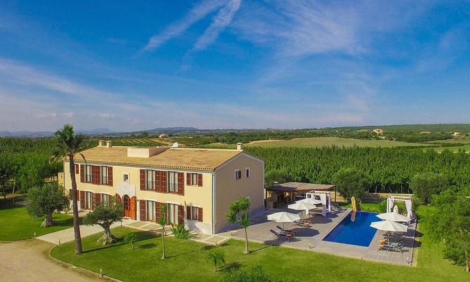 Manacor Villa | FINCA S'HORT DE CONIES - Casa espectacular con piscina privada rodeada de campos y paz. Wi
