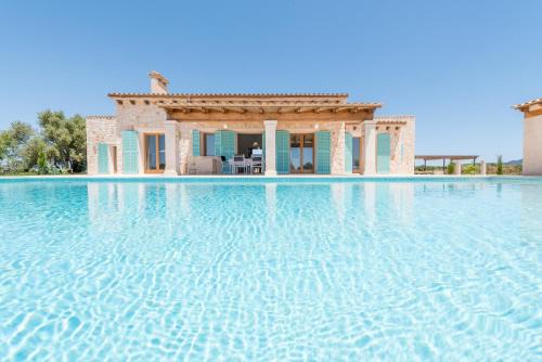 Felanitx Villa | Finca Sa Vinya by Mallorca House Rent