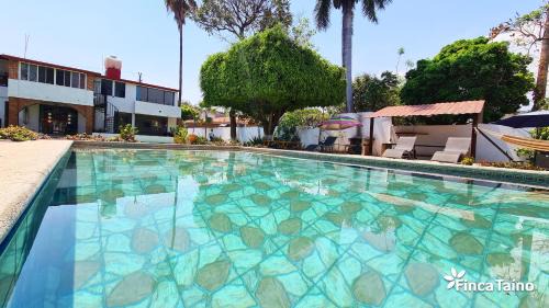 Jiutepec Casa | Finca Taino. Hermosa casa con alberca