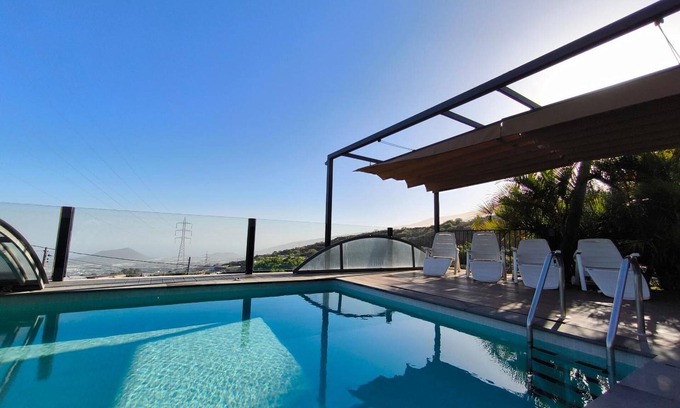 Candelaria Chalet De Esquí | 'Finca Verónica' con vistas al mar, Wi-Fi y aire acondicionado