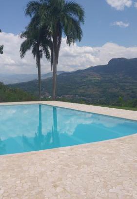 La Pintada Chalet De Esquí | Finca Villa Maria