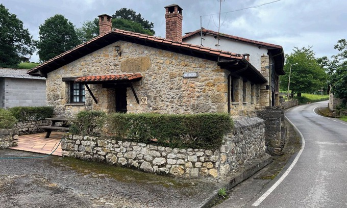 Vallobal Casa | Find Peace in Asturias at Tierra Guna