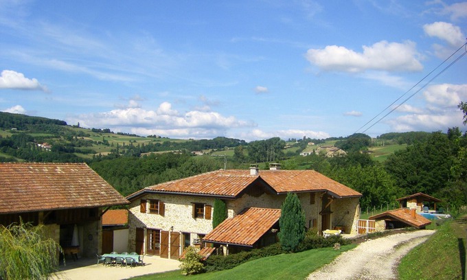 Montagne Casa | Nos vemos en el campo con la familia o los amigos
