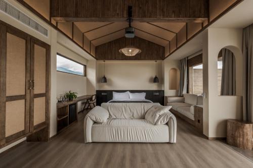 Dali Town Casa | Finding a Coffee B&B with Free Time