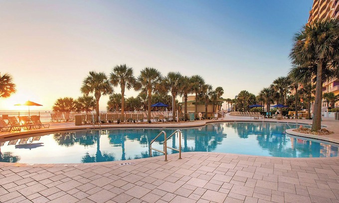 Brush - Stewarts Complejo | 𝐅𝐢𝐧𝐝𝐢𝐧𝐠 𝐌𝐞𝐢𝐥𝐢-Beachfront Fun @Ocean Walk Resort+Amenities. 2BR Suite