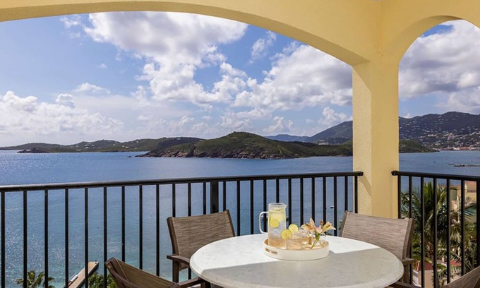 Estate Bakkero Complejo | 𝐅𝐢𝐧𝐝𝐢𝐧𝐠 𝐌𝐞𝐢𝐥𝐢 Beachfront Dream Getaway @Frenchman's Cove Resort, 2BR