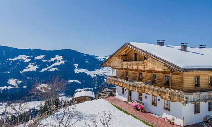 Westendorf Apartamento | Fine apartment with ski lift nearby