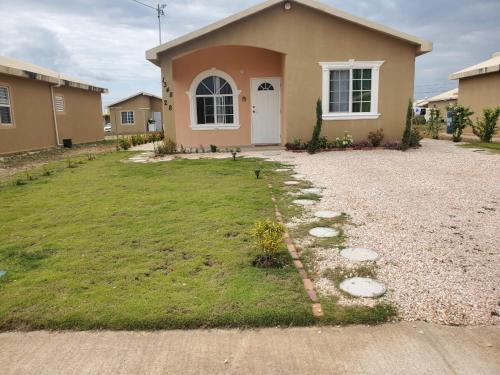 Portmore Casa | Finest Accommodation Phoenix Park Phase 4 Lot # 1348 Portmore St Catherine