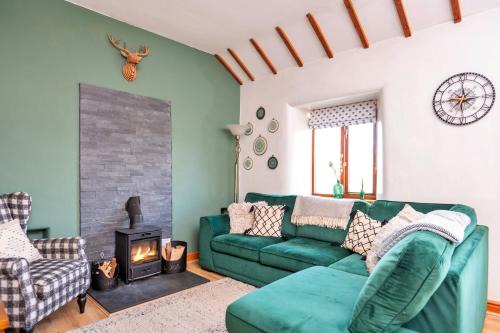 Denbigh Casa | Finest Retreats - Capel Hebron