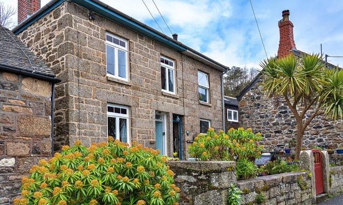 Mousehole Casa | Finest Retreats - Cosy Mousehole Cottage With Sea Views