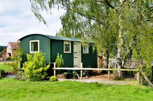 Nordley Casa | Finest Retreats - Hay and Hedgerow Glamping